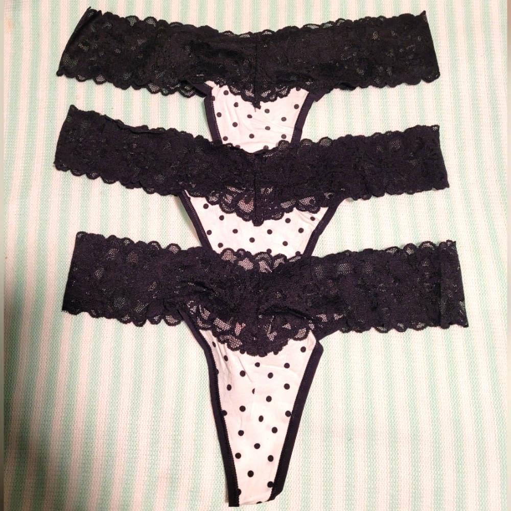 Victoria Secret black white lace thong set of 3 medium NWT